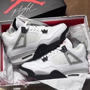 👾Jordan 4 RetroWhite Cement